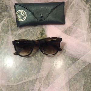 Ladies Ray Ban Sunshades